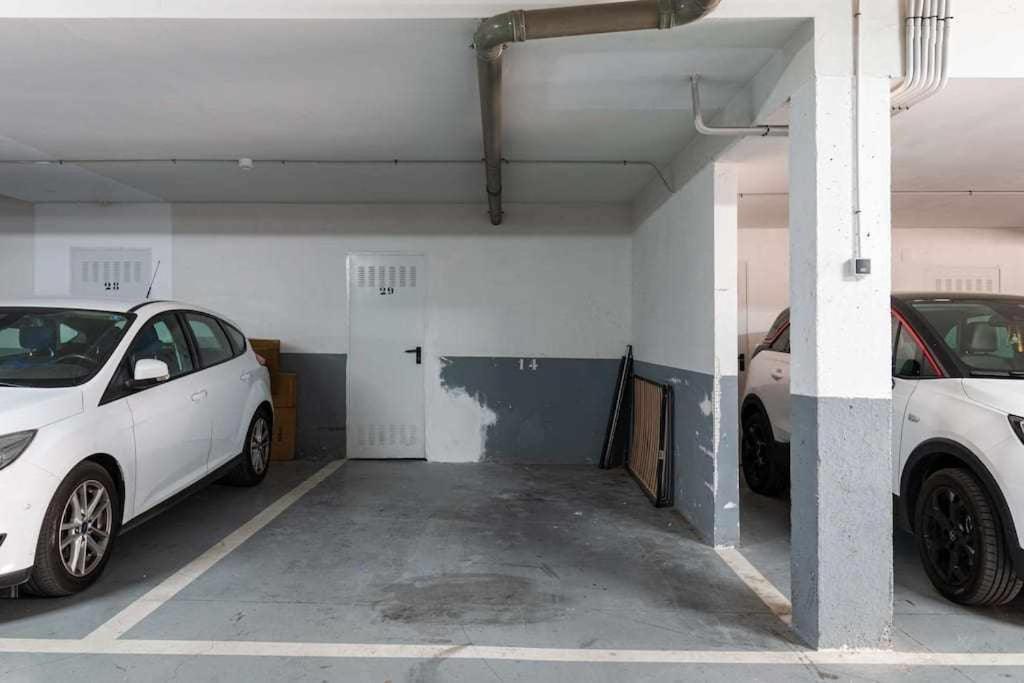 Apartamento Moderno Tranquilo Con Piscina Y Jardin دينايا المظهر الخارجي الصورة